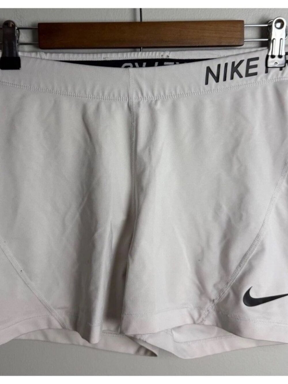 Nike Pro Dri-FIT White Compression Shorts Spandex Size XL 889577-100 Women’s